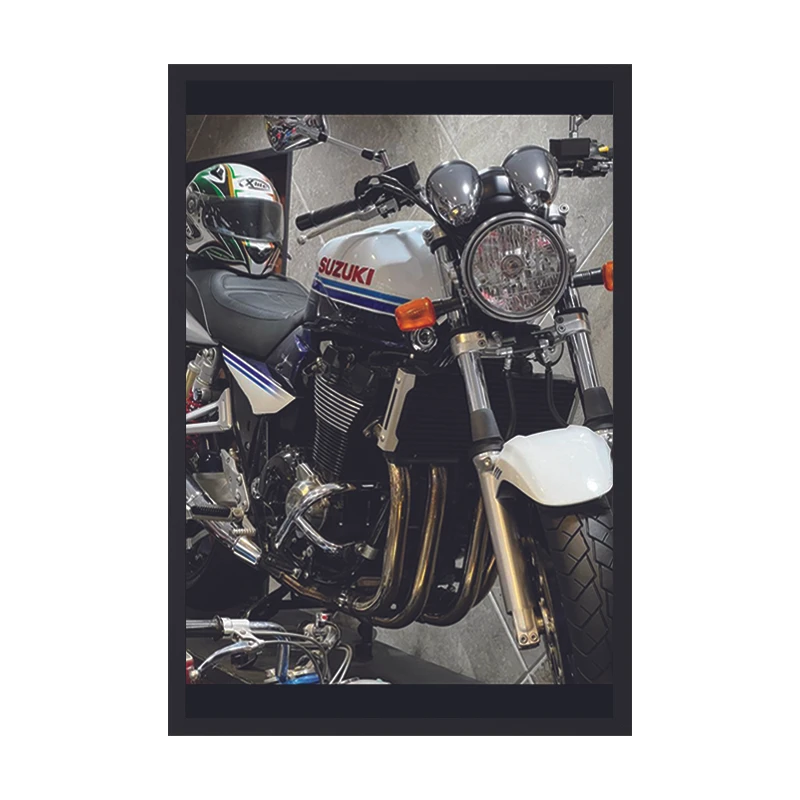 تابلو طرح موتور سوزوکی کد 01 فریم مشکی