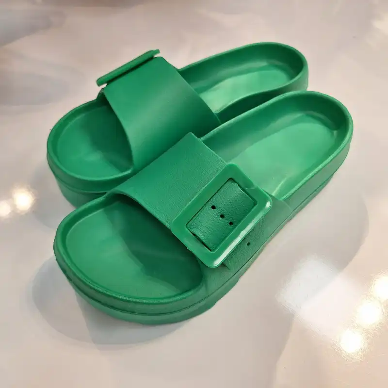 دمپایی زنانه مدل تک بند