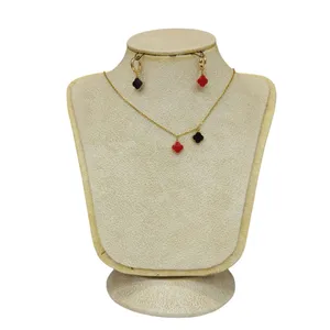 نیم ست زنانه مدل گل چهار پر الوی GH95