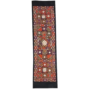 رومیزی سوزن دوزی کد SOOZRA120