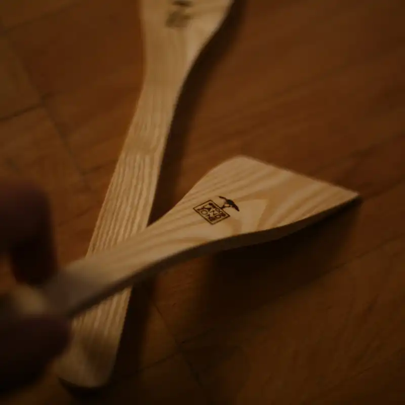 کفگیر چوبی وودلندزون مدل سر کج بسته 2 عددی