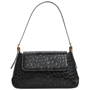 کیف دوشی زنانه مانگو مدل BK877BAL