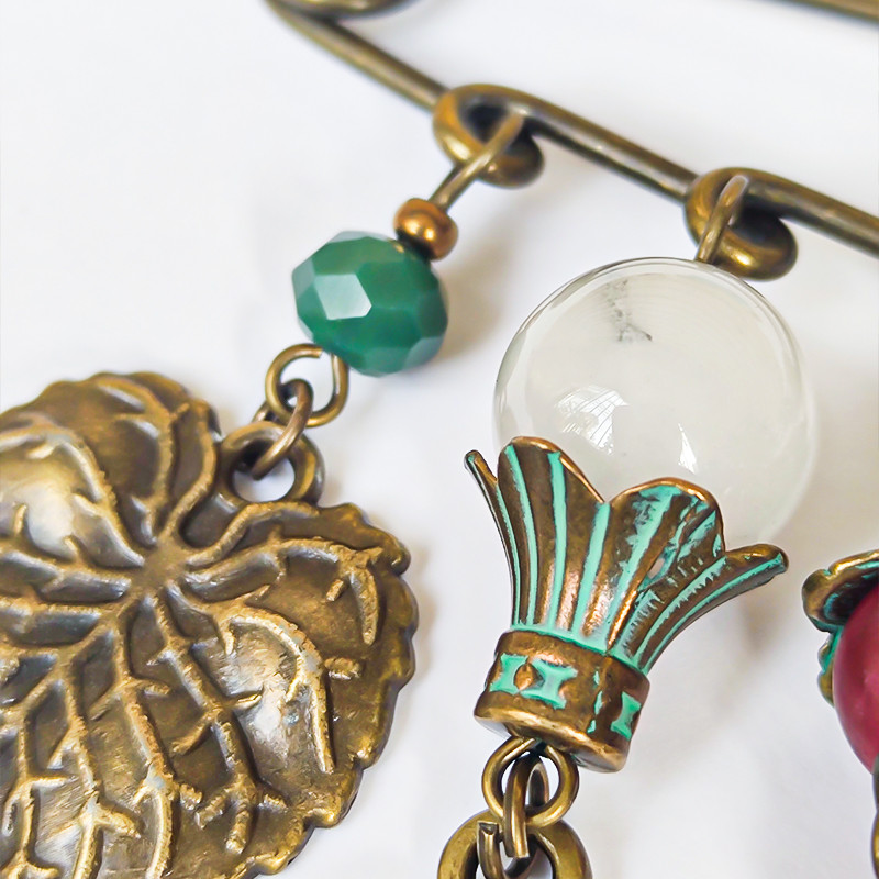 سنجاق سینه زنانه مدل ترکیه سنجاق سینه زنانه مدل ترکیه