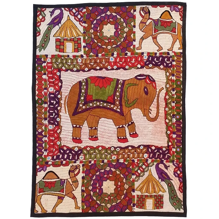 عکس شماره 2 : رومیزی سوزن دوزی کد ghaab6