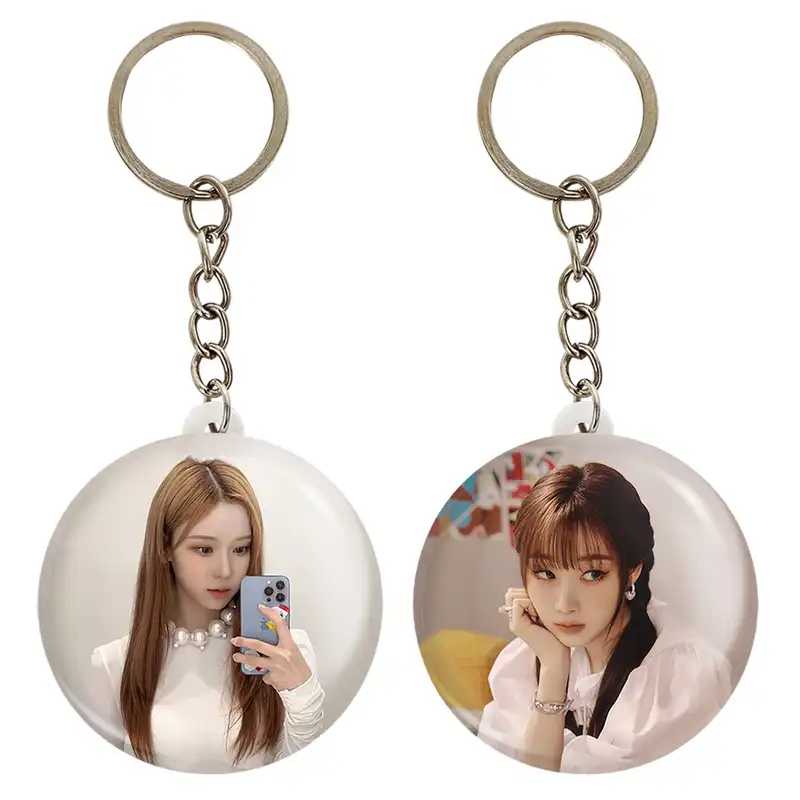 جاکلیدی خندالو مدل جیزل گروه گروه آسپا Aespa کد 1970219706 مجموعه 2 عددی