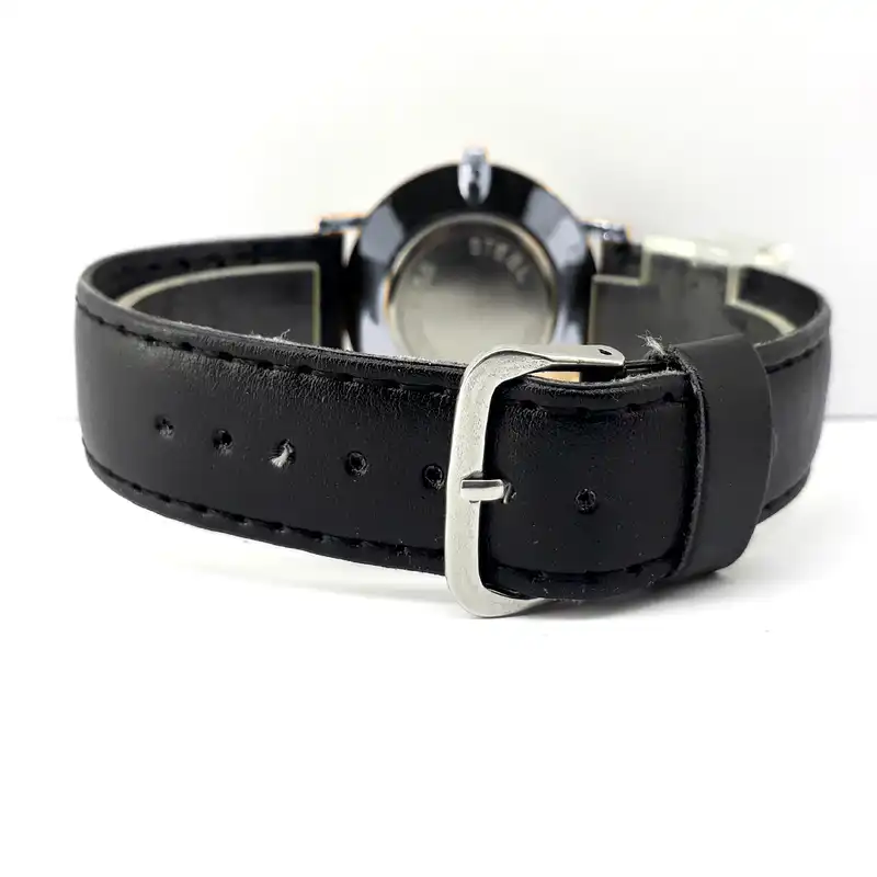 ساعت مچی عقربه ای مدل لوکس کد dw500