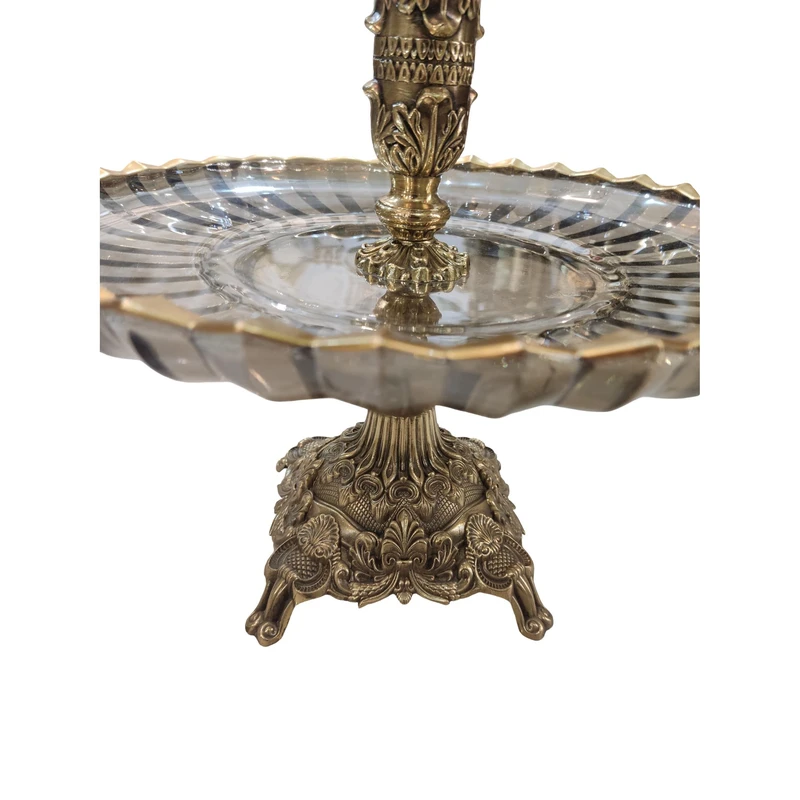 عکس شماره 2 : شیرینی خوری برنزی کد a106