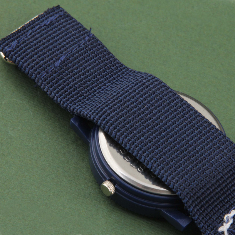 ساعت  مچی عقربه ای پسرانه مدل ورزشی بند کتان چسبی طرح رئال مادرید کد WHK_095