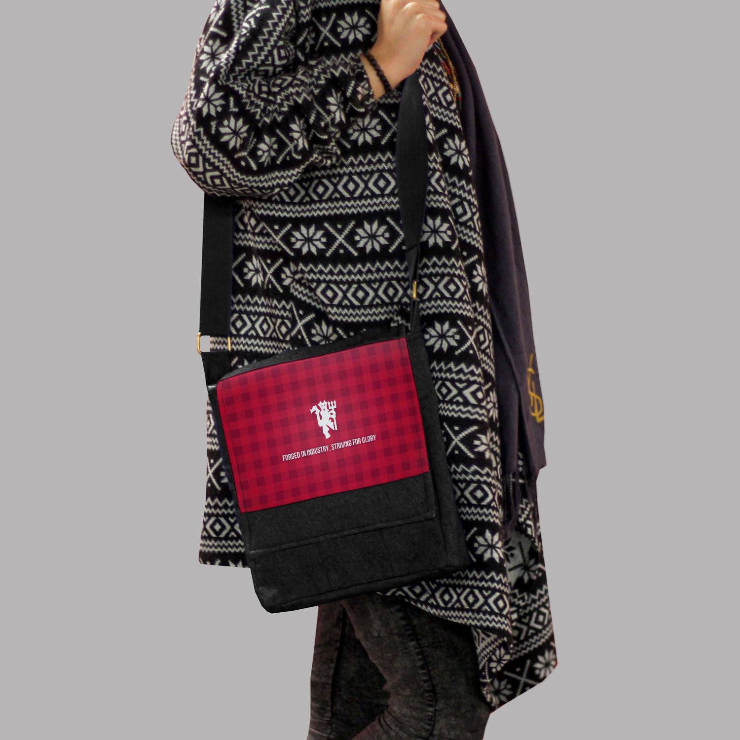 کیف رودوشی چی چاپ طرح منچستر یونایتد کد 65537 -  - 6