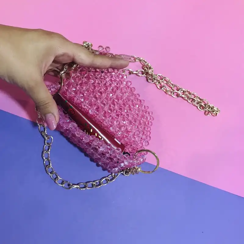 کیف دوشی زنانه مدل مروارید بافی