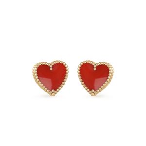 گوشواره میخی طلا 18 عیار زنانه بان گالری مدل قلب ونکلیف