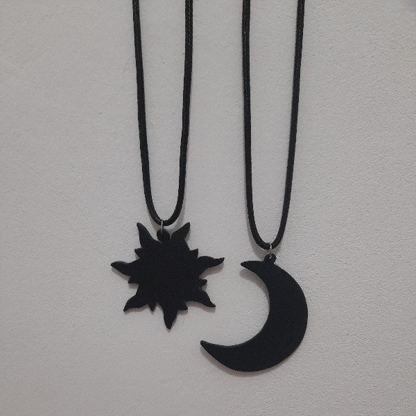 گردنبند زنانه مدل Moon and sun مجموعه 2 عددی