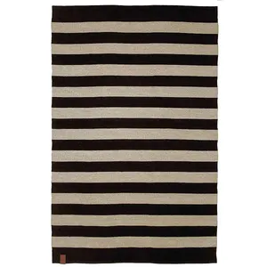 گلیم دستبافت یک و نیم متری آزادسرو کد 7086