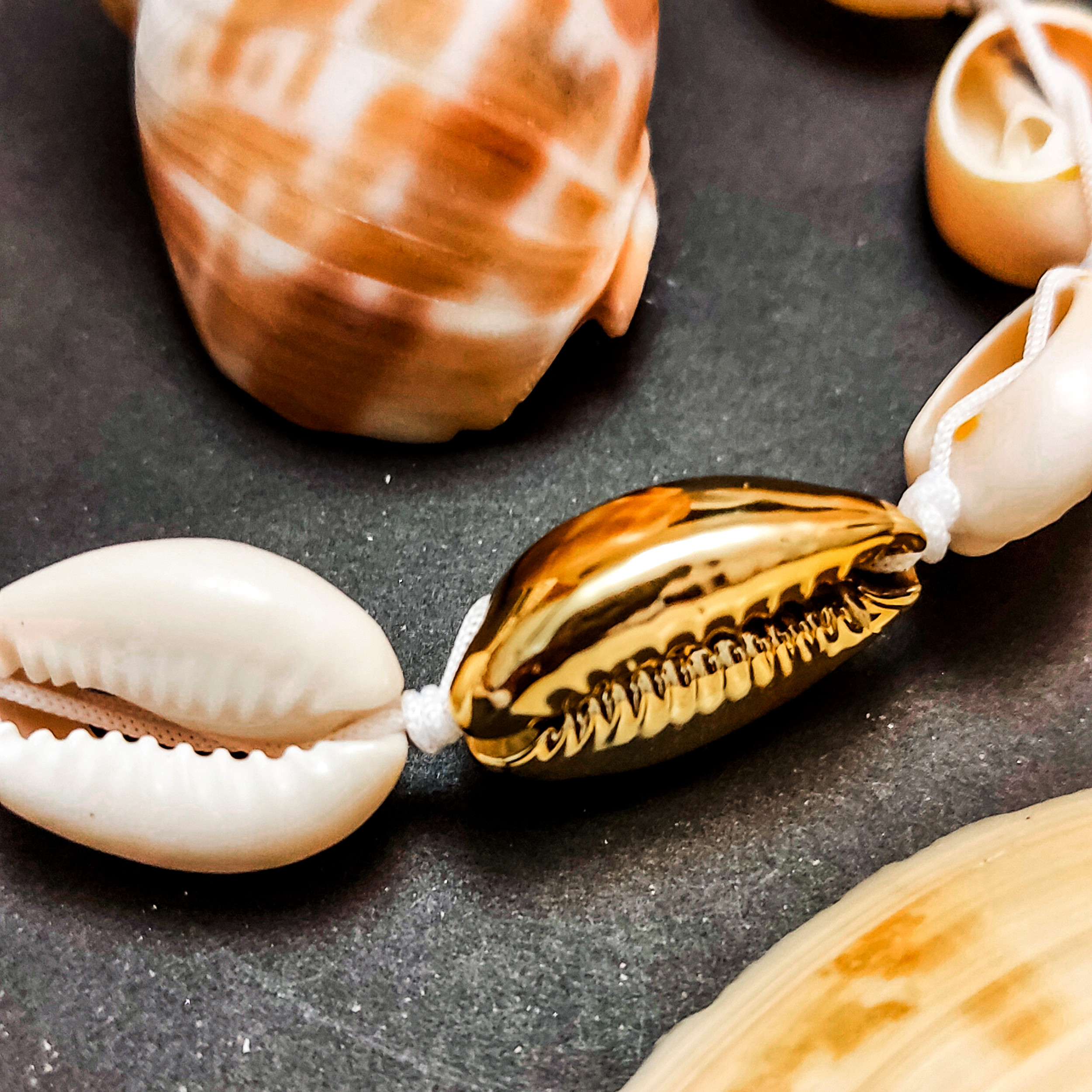 پابند زنانه مدل صدفی کد kh065