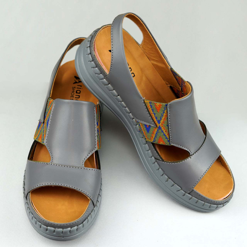 صندل زنانه مدل آیسان