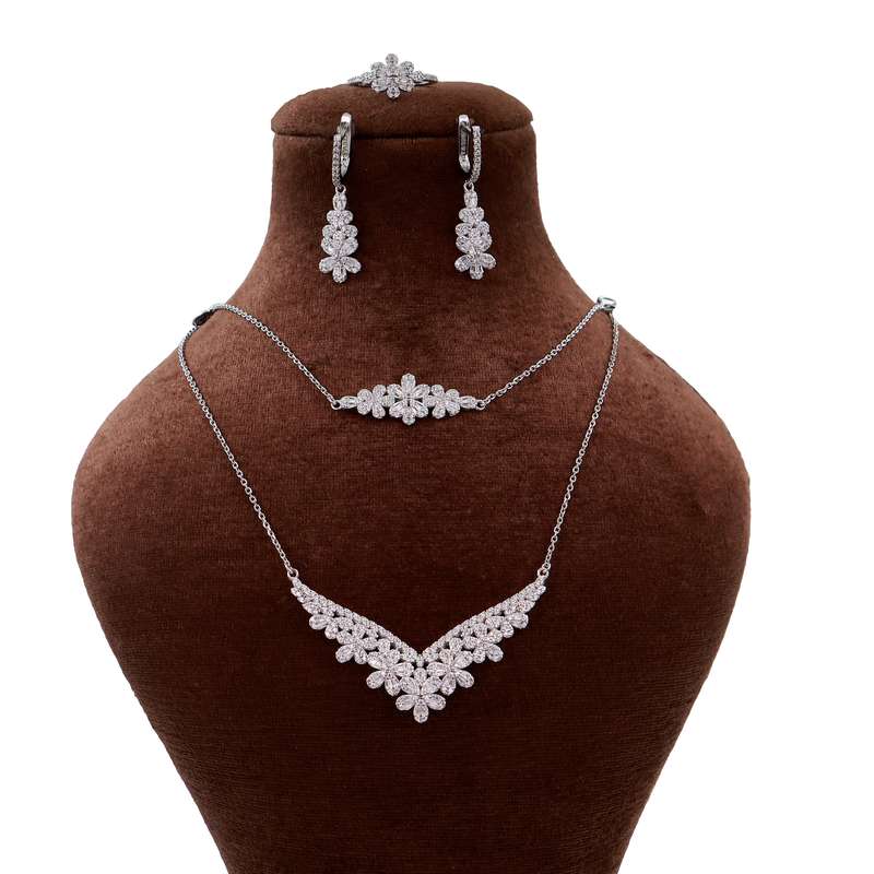 سرویس نقره زنانه جی تی ای مدل زنجیری سرویس نقره زنانه جی تی ای مدل زنجیری