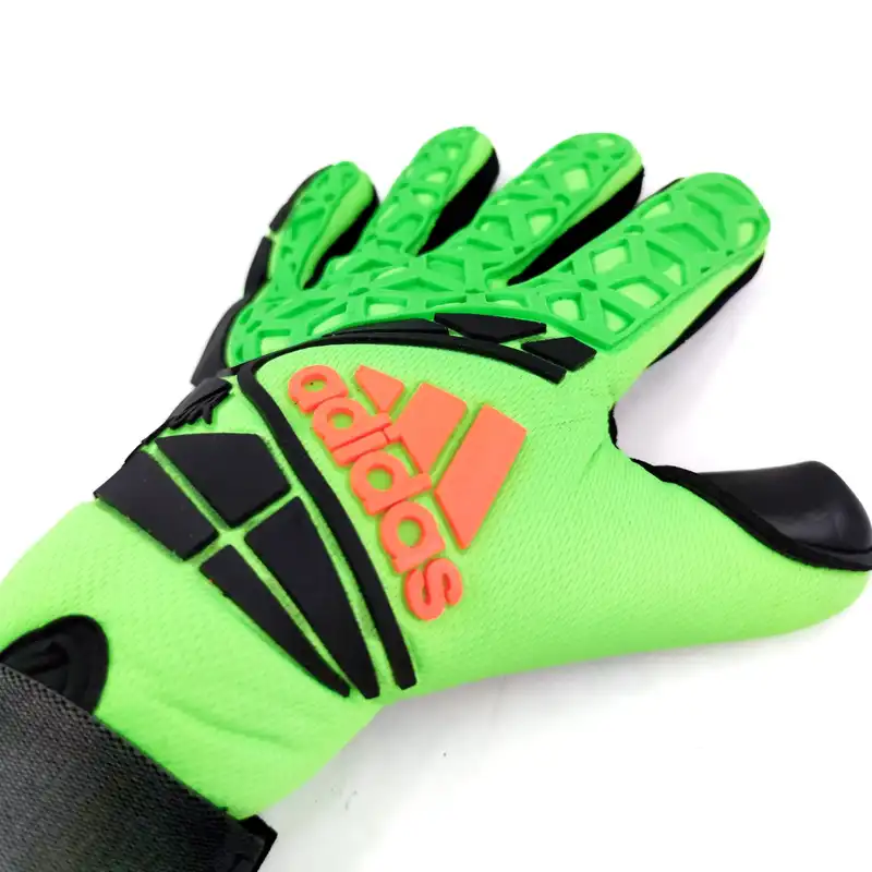 دستکش دروازه بانی مدل ADS-1719