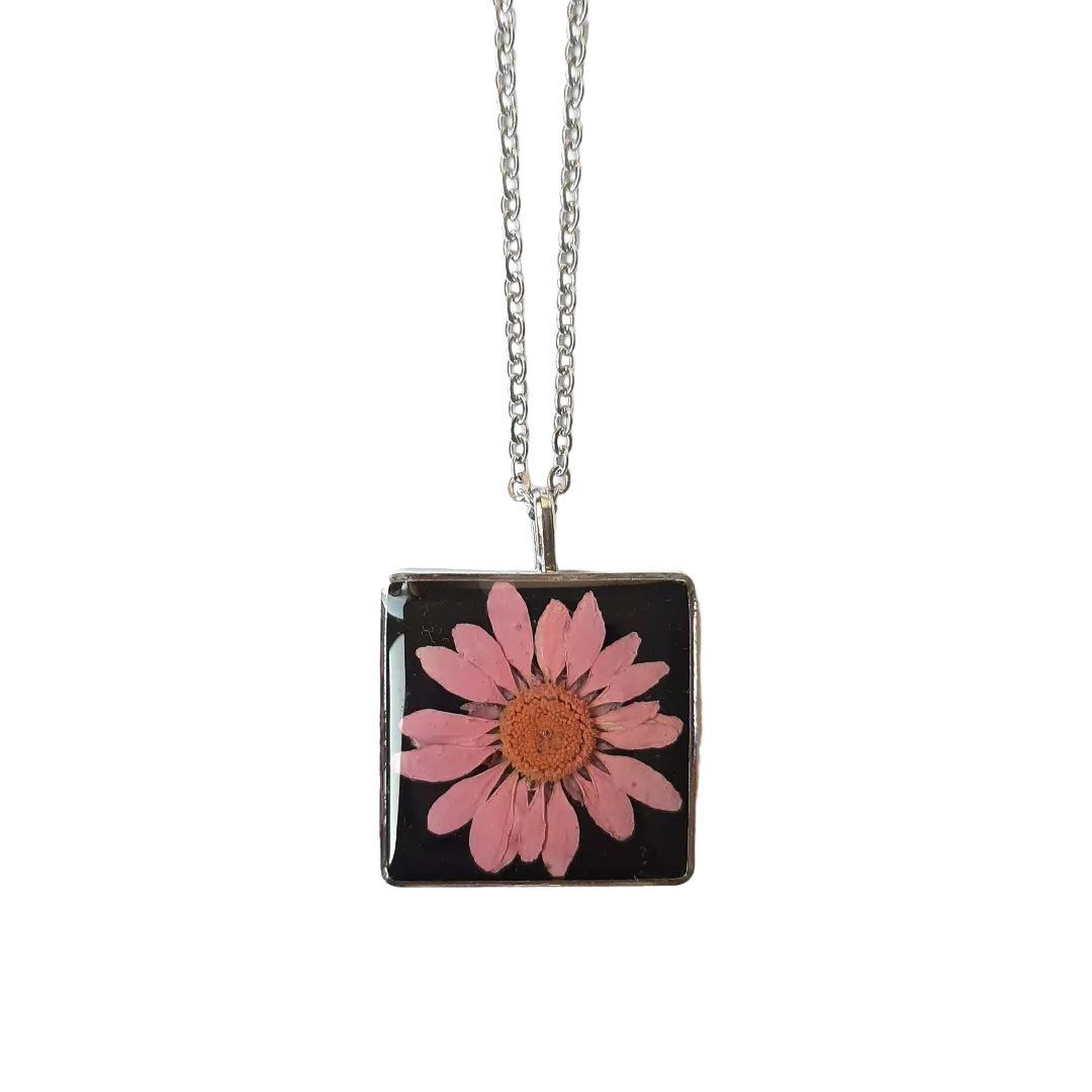 گردنبند دست ساز زنانه مدل رزینی کد R0096