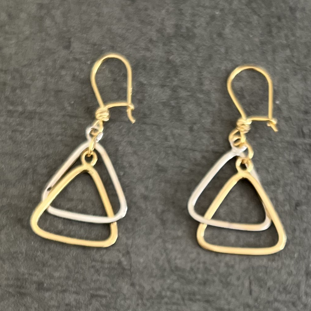 گوشواره طلا 18 عیار زنانه دوست خوب مدل Dk610