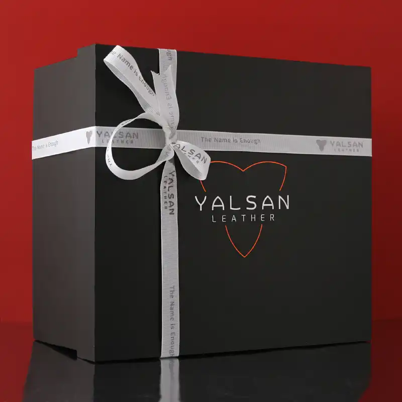 ست هدیه زنانه چرم یلسان مدل ساینا کد RAD-CHN-056-GC