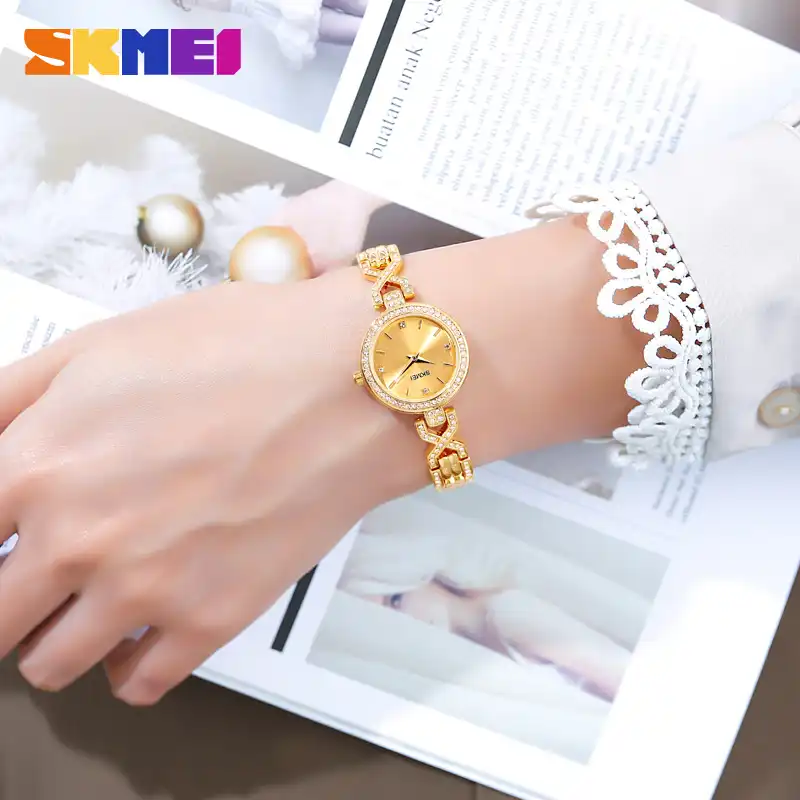 ساعت مچی عقربه ای زنانه اسکمی مدل 1738GLD