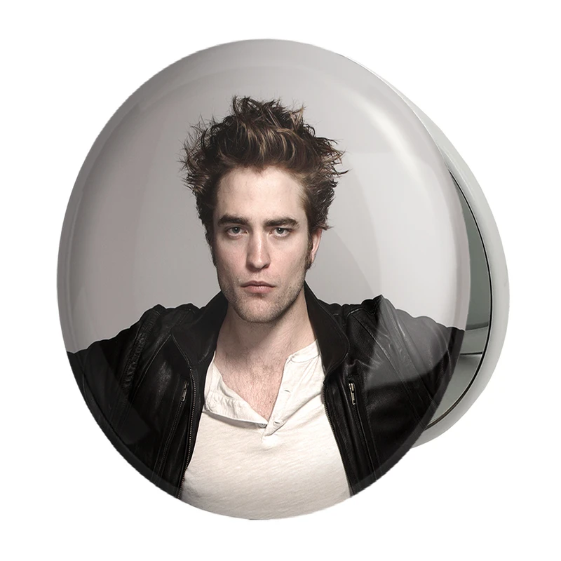 آینه جیبی خندالو طرح رابرت پتینسون Robert Pattinson مدل تاشو کد 6433 