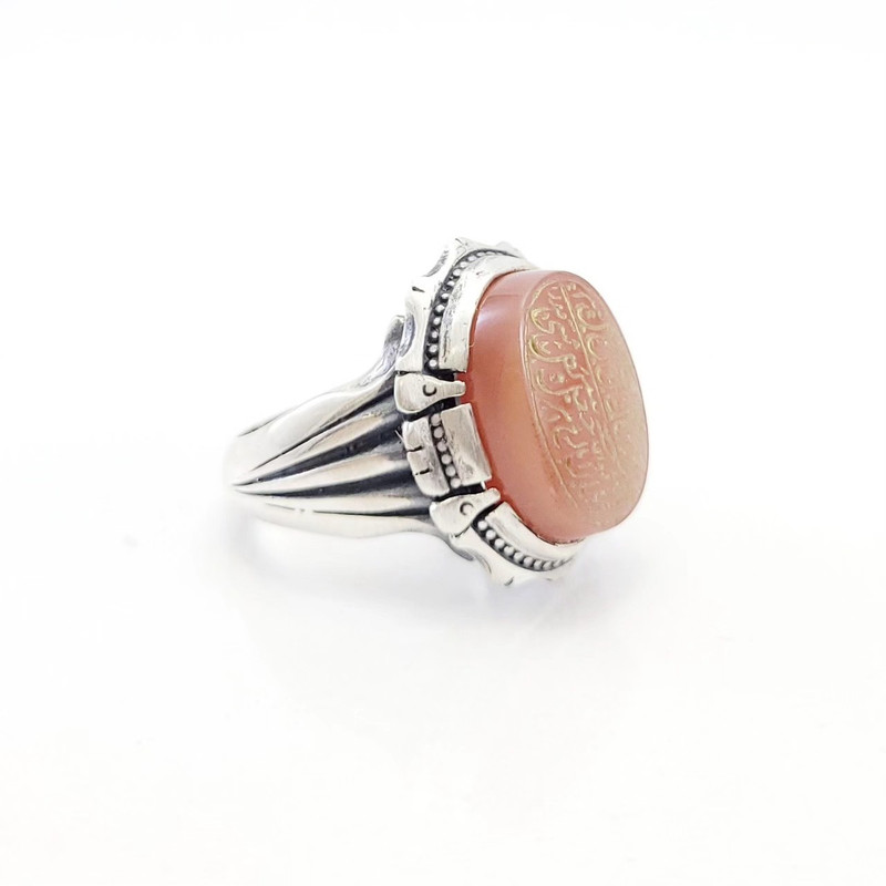 انگشتر نقره مردانه مدل عقیق خطی ومن یتق الله کد 1129