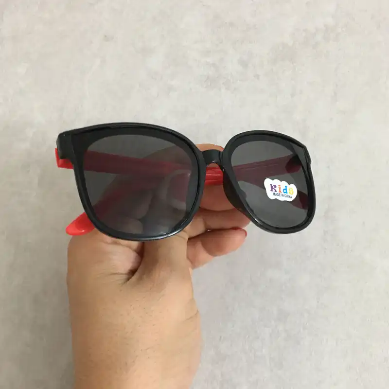 عینک آفتابی بچگانه مدل فشن کد B R 300