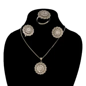 نیم ست نقره کد FS107