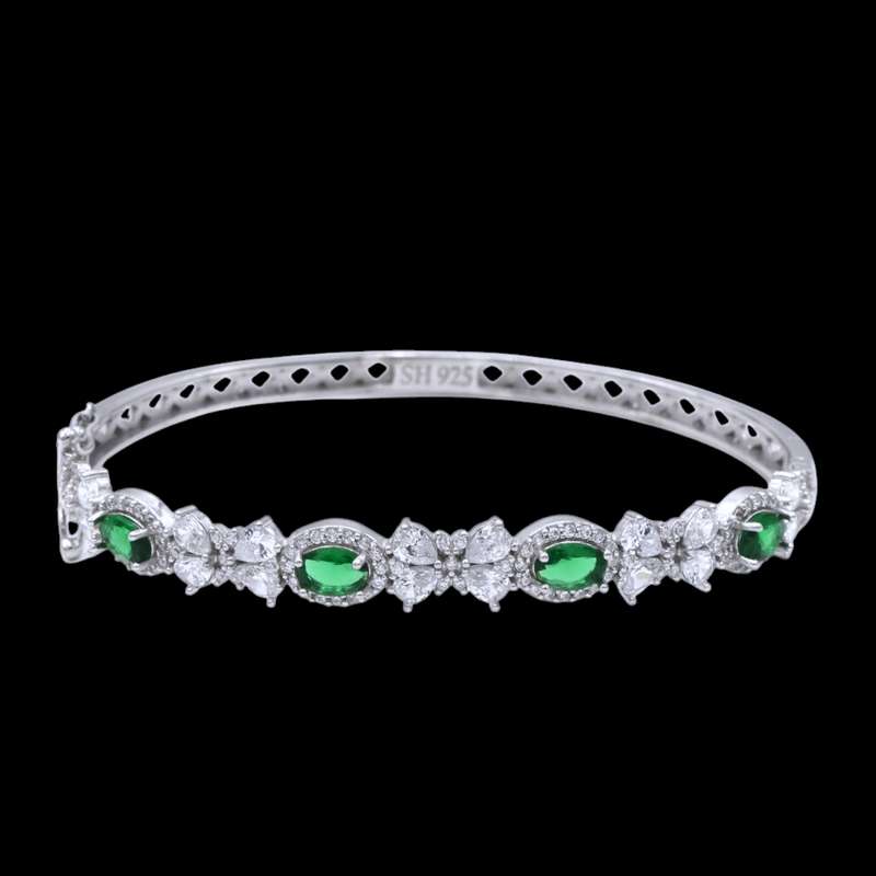 دستبند نقره زنانه گالری رضازاده مدل پاپیون فلاور زمرد 0268