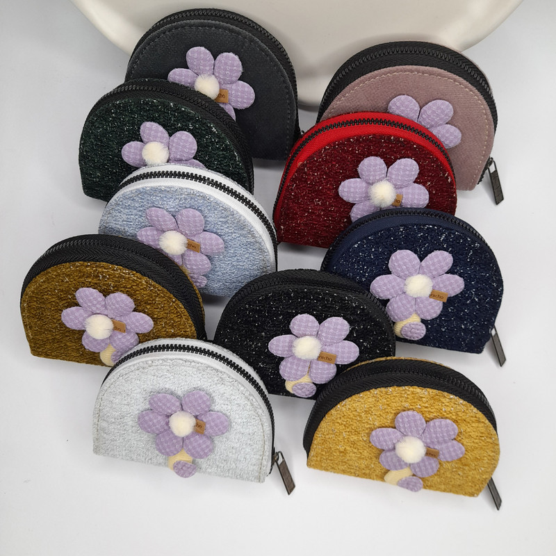 جاکارتی زنانه مدل نیم گرد مخملی کد 021gol