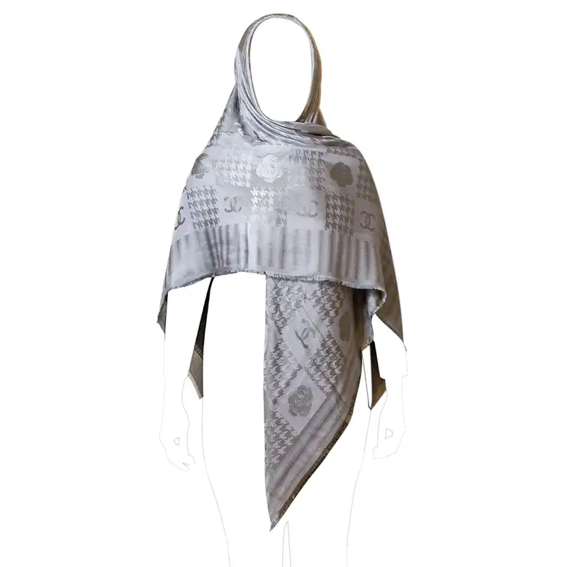 روسری زنانه کد ۱۰۱۰