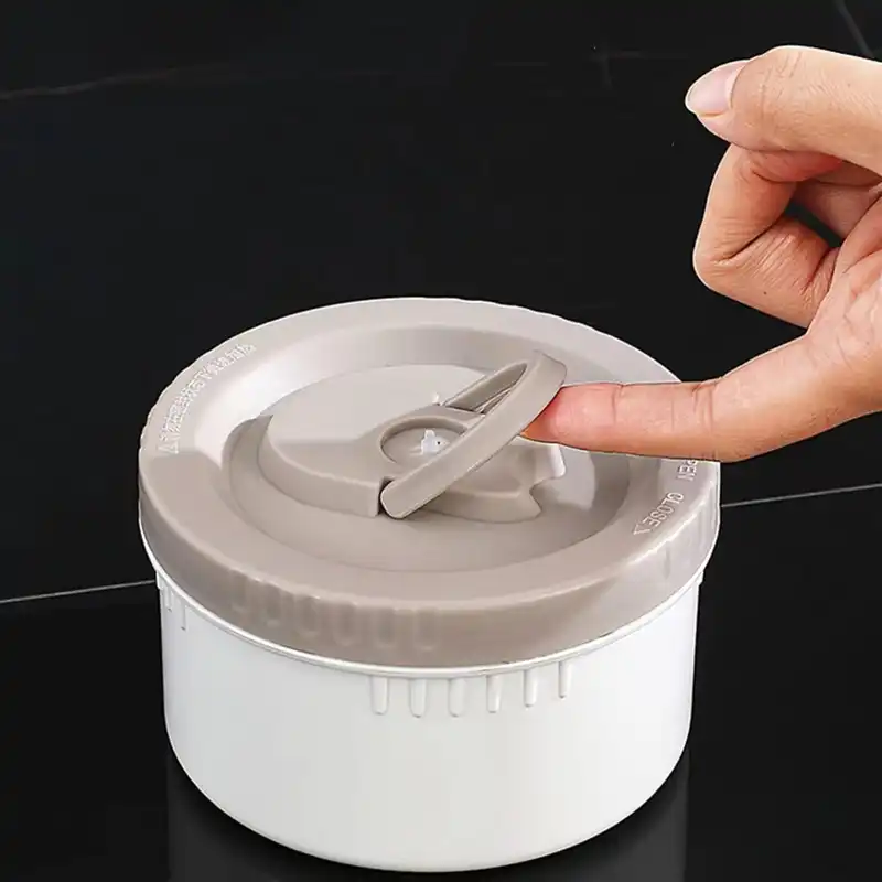 فلاسک غذا مدل سه طبقه گنجایش  2.2 لیتر