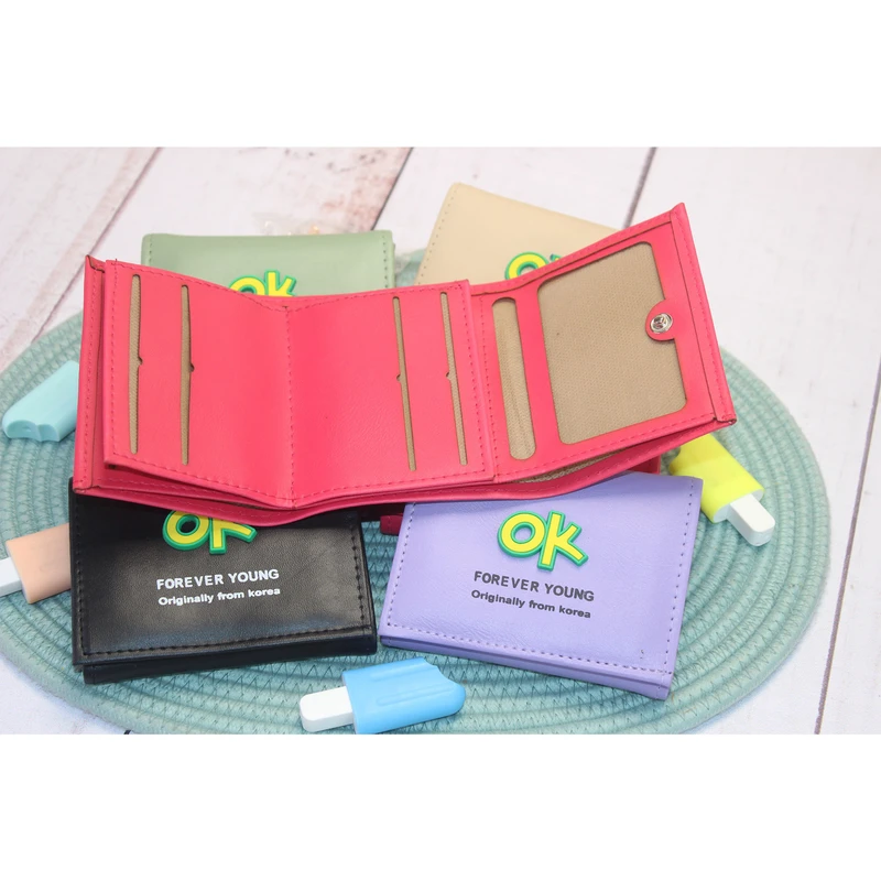 عکس شماره 4 : کیف پول دخترانه مدل اسپرت کد 656321