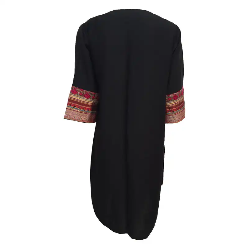 مانتو زنانه مدل بابوس و آستین سوزندوزی tm-2712 رنگ مشکی