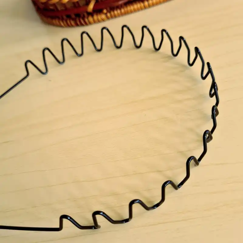 تل مو زنانه مدل فلزی زیگزاگی اسپرت طرح هفت هشتی کد T1780