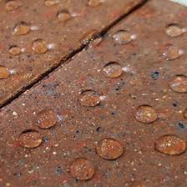 محلول نانو آبگریز و ضد آب کننده سطوح ساختمانی 20 میکرو مدل nanosilicon حجم 5 لیتر