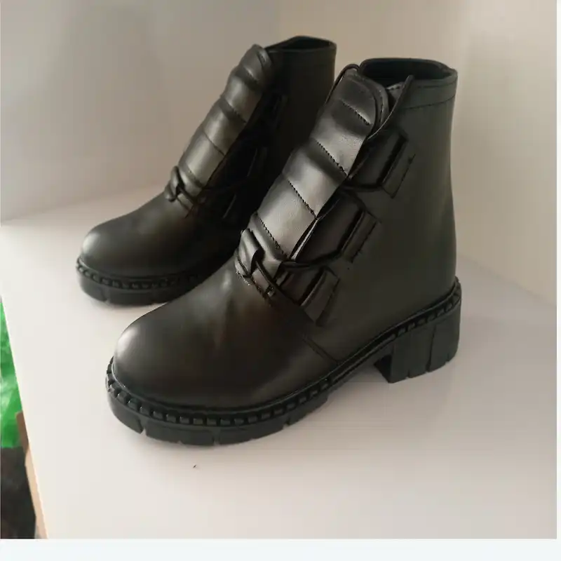 نیم بوت زنانه مدل کشی کد 06 رنگ مشکی