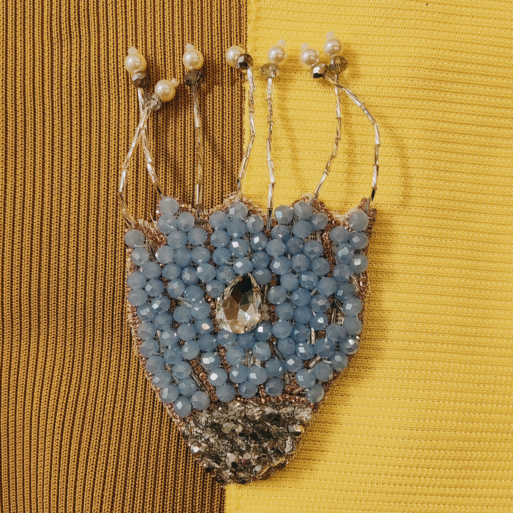 سنجاق سینه زنانه مدل B_DS