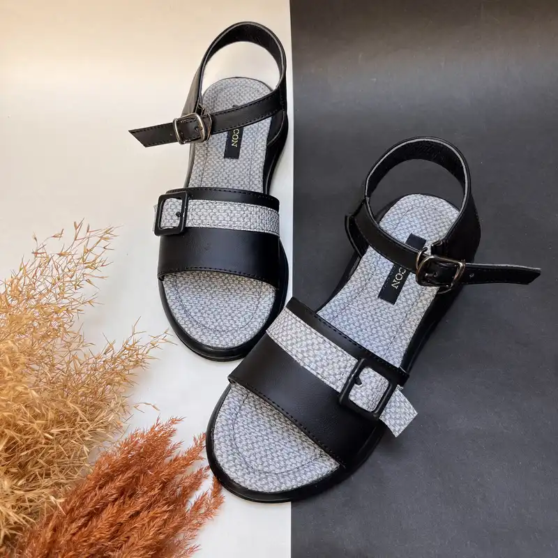 صندل زنانه مدل اوکیا