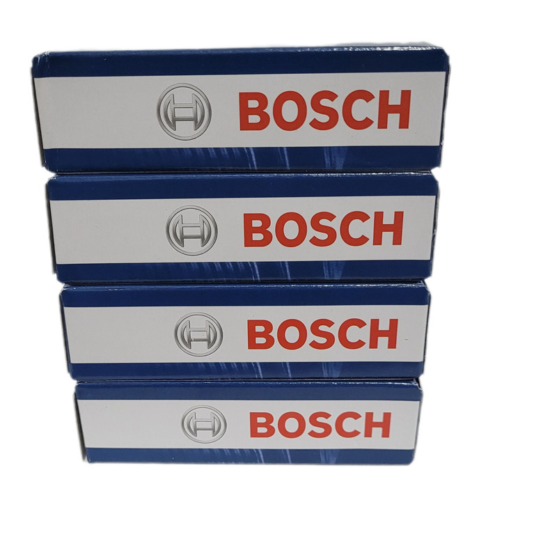 شمع خودرو بوش مدل دو پلاتین پایه کوتاه کد FLR8LDCU+ (+9) Germany بسته 4 عددی