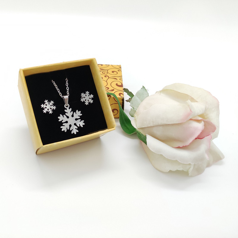 نیم ست زنانه مدل دانه برف