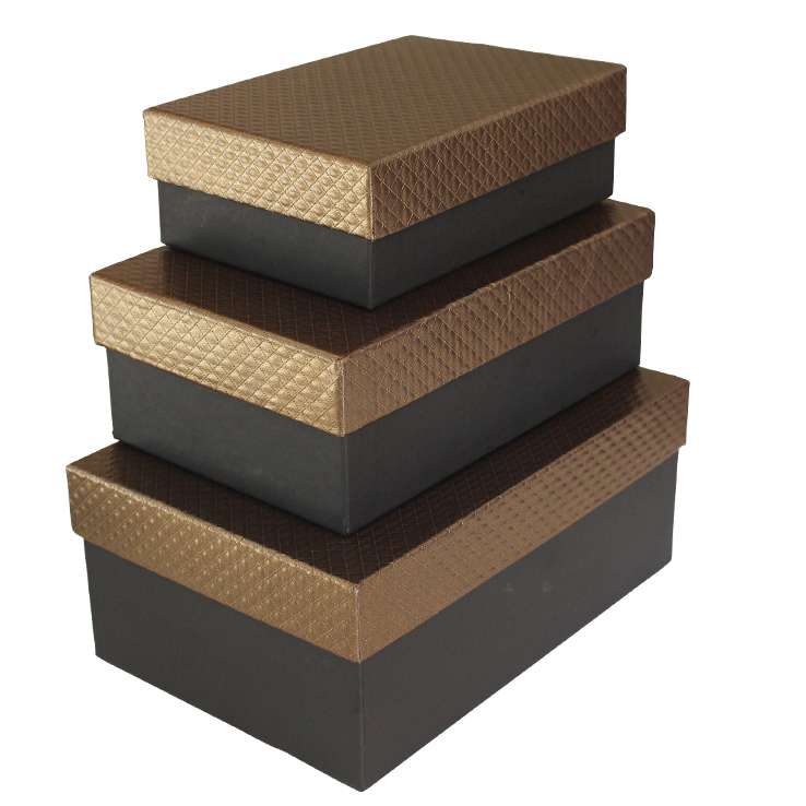 جعبه هدیه مدل مربعی طرحدار کدR316 مجموعه سه عددی