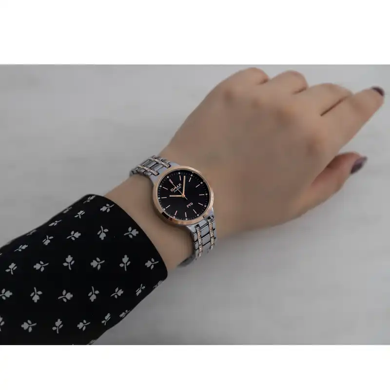 ساعت مچی عقربه ای زنانه اوماکس مدل OYY006N012O