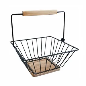 سبد میوه مدل دسته چوبی کد TP30121