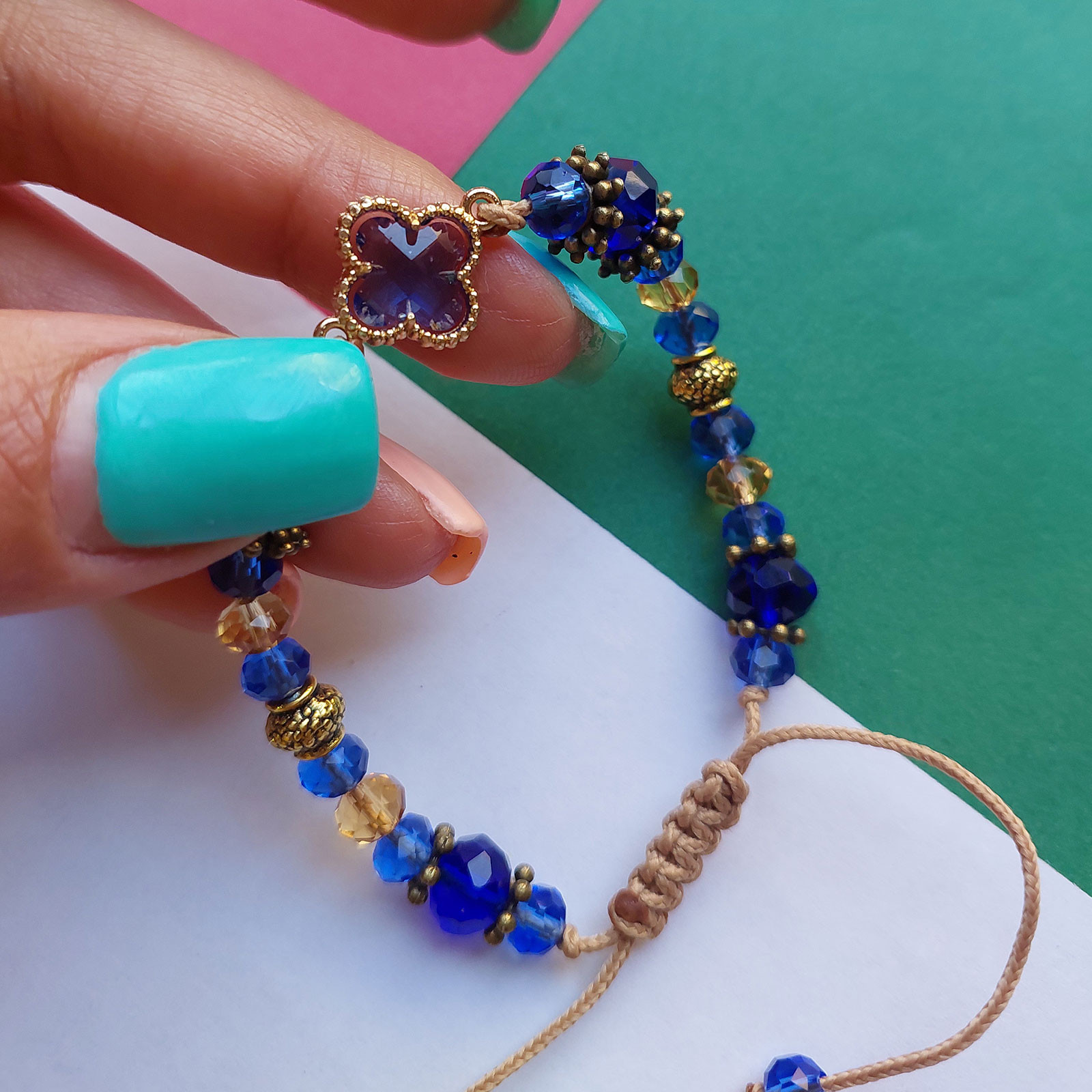 دستبند زنانه مدل کریستالی کد HC221 دستبند زنانه مدل کریستالی کد HC221