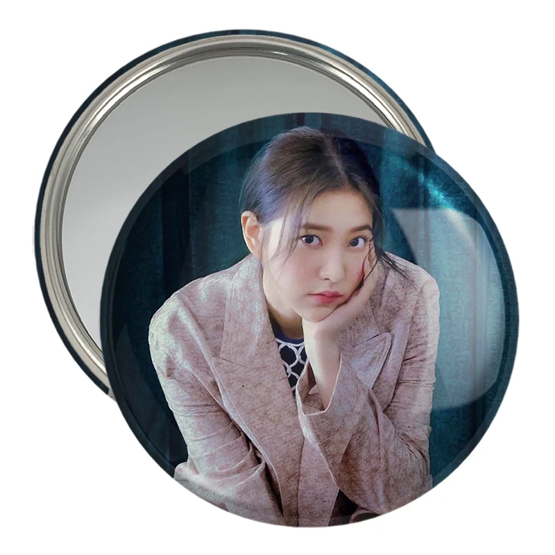 آینه جیبی خندالو مدل یری گروه رد ولوت Red Velvet  کد 19598