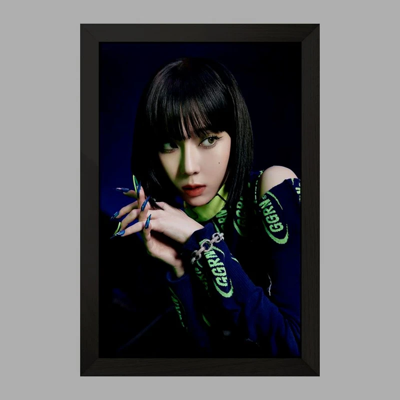 تابلو خندالو مدل وینتر گروه آسپا Aespa  کد 12483