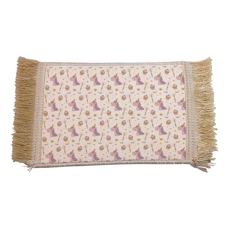 فرش ماشینی دیوارکوب مدل یونیکورن کد 2