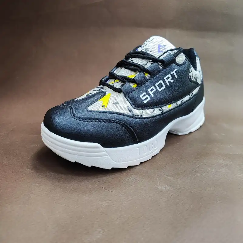 کفش مخصوص پیاده روی بچگانه مدل 2025